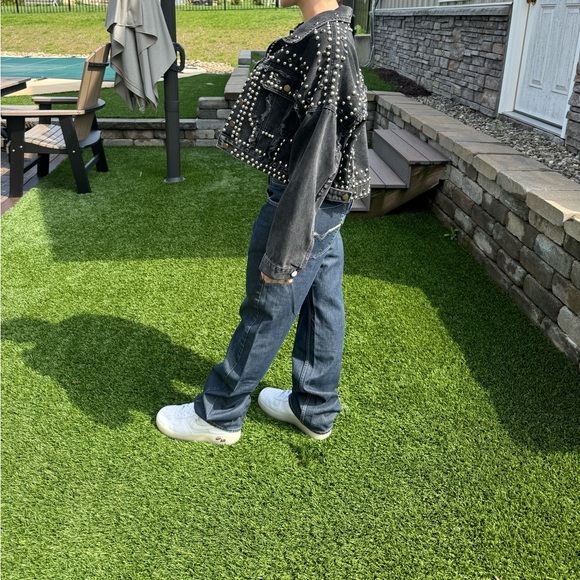 NWOT Ma Cherie Heavily Studded Cropped Denim Jacket~Size Medium - Picture 5 of 6